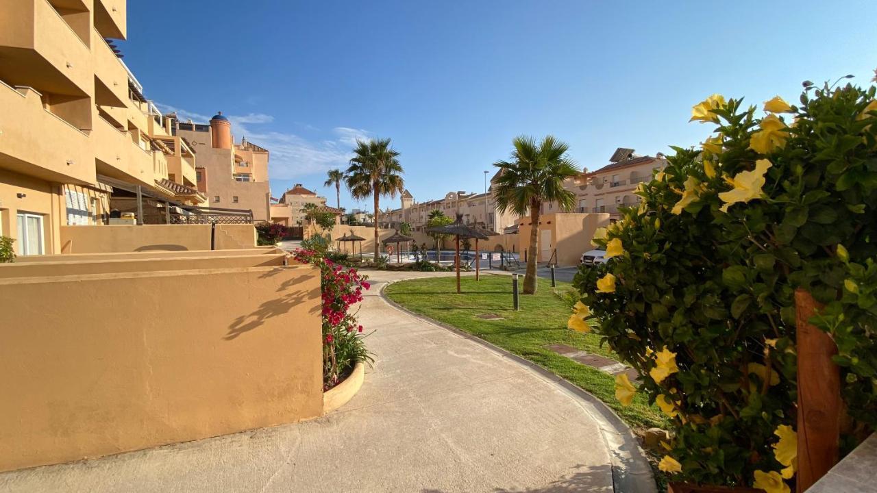 Studio "Mosaico" With Parking, Air Conditioner, Pool, Fibre Optic 600Mb Included Tarifa Exterior foto